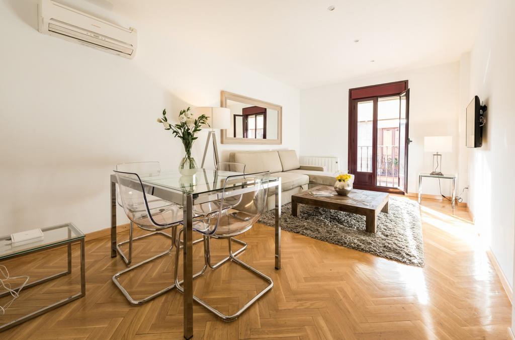 Appartement Downtown Urban à Madrid Extérieur photo